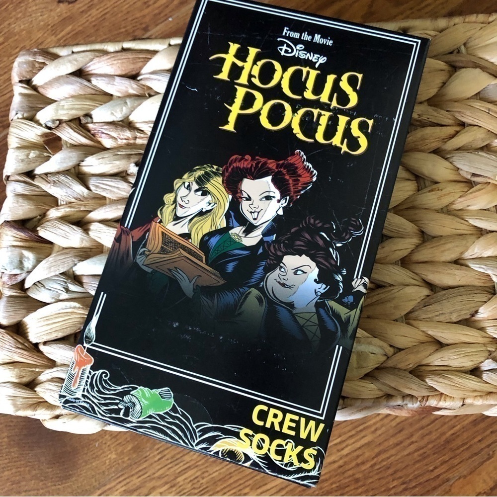 Disney Hocus Pocus 2 pair crew socks in VHS paper case